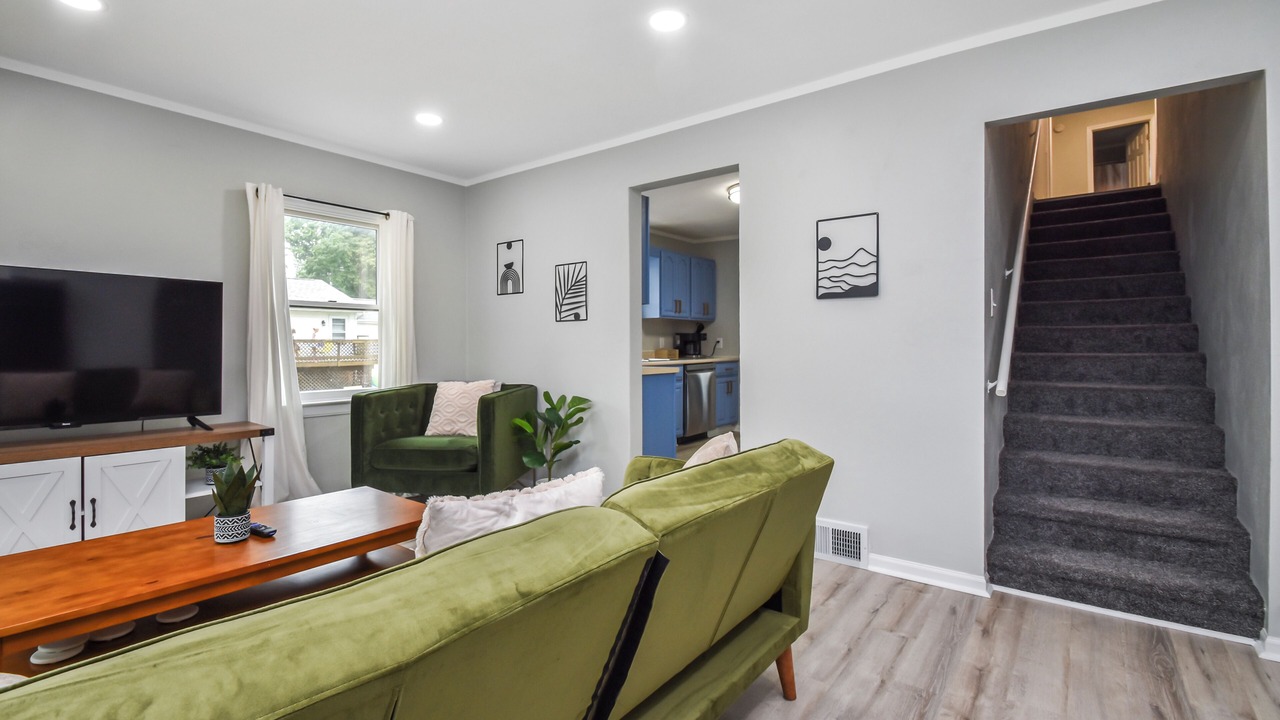 Photo of Livingroom in Orange Prairie