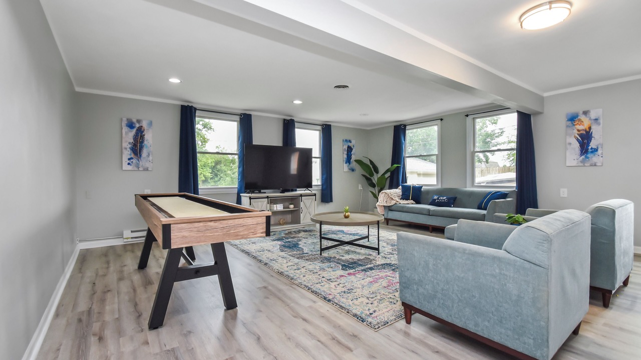 Photo of Livingroom in Orange Prairie