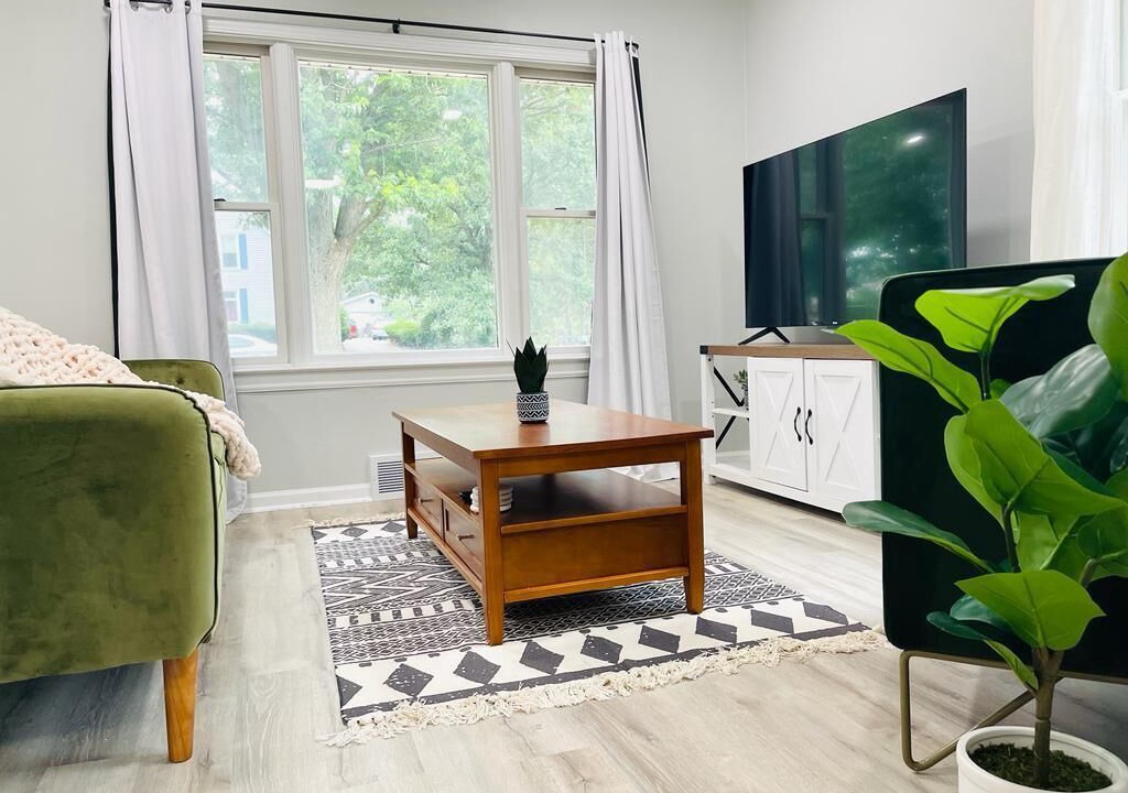 Photo of Livingroom in Orange Prairie