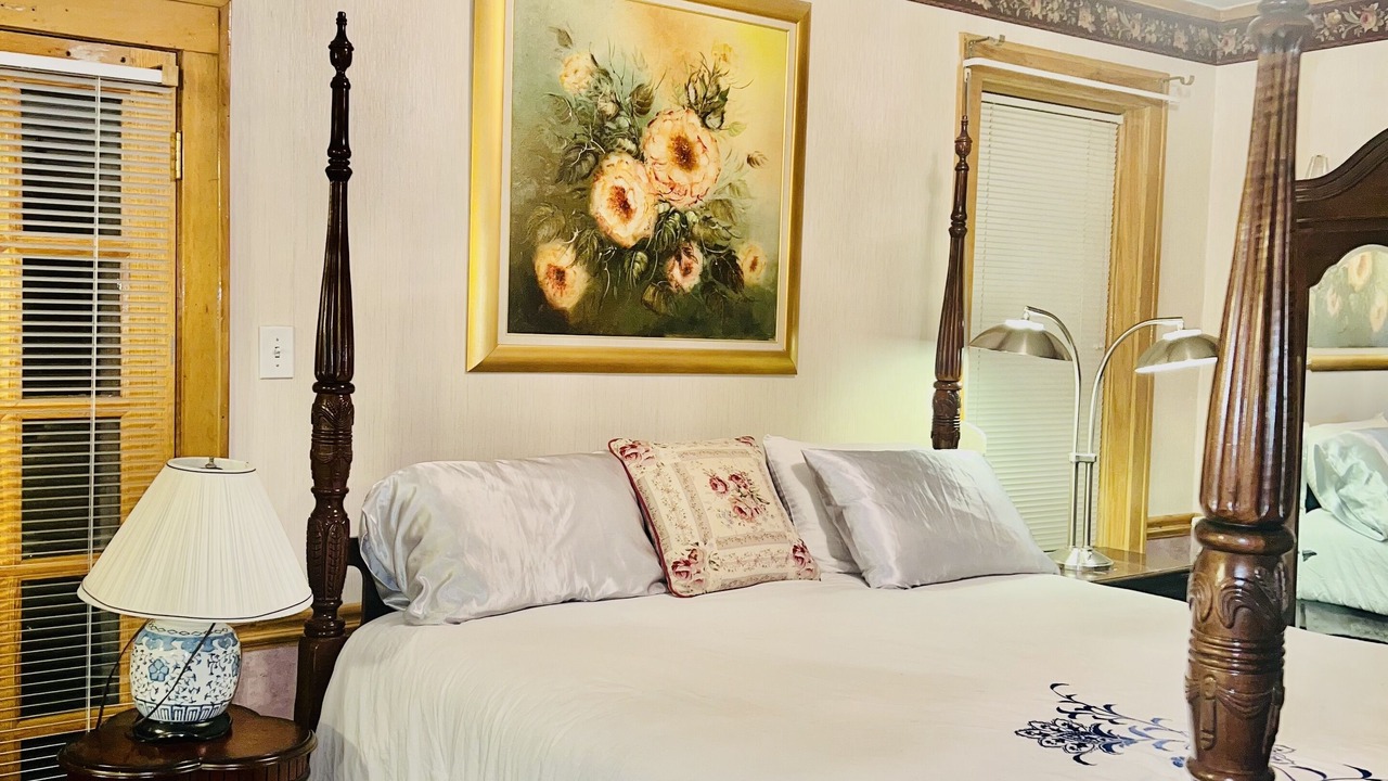 Photo of Bedroom in South Shore