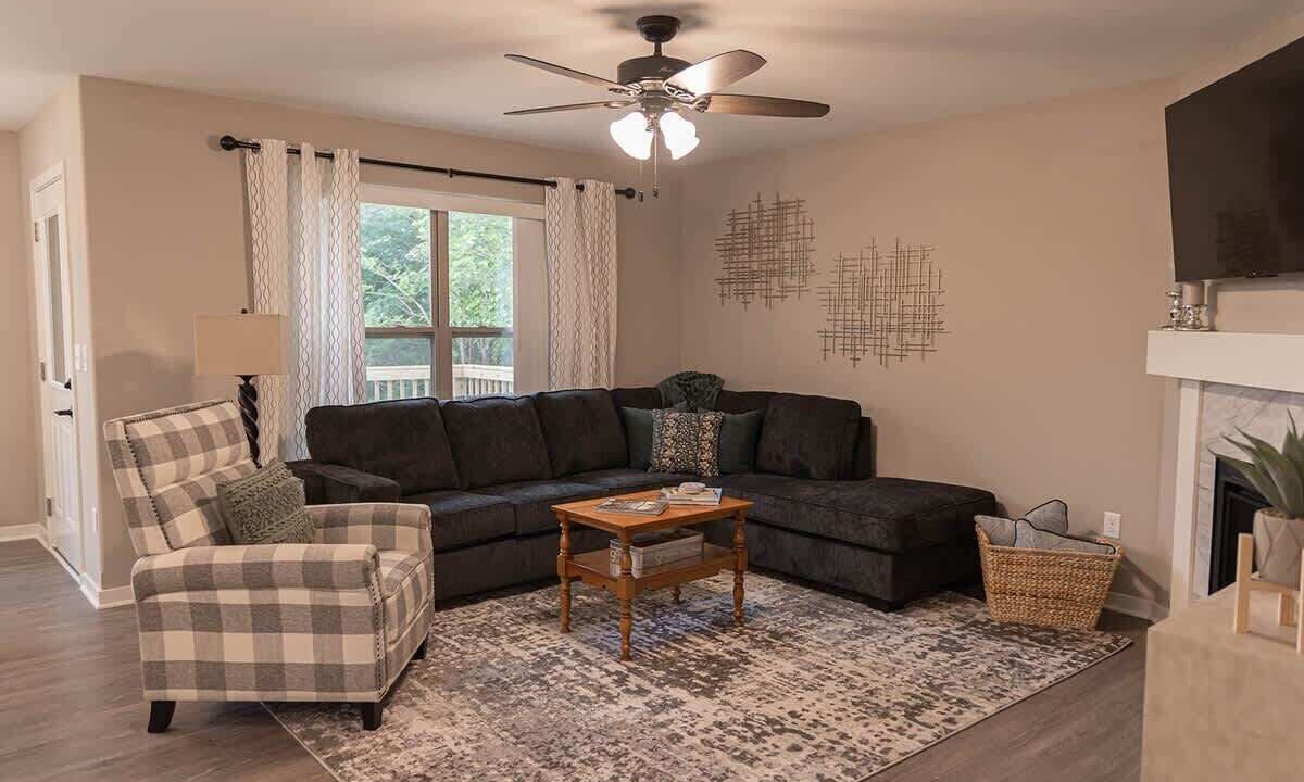 Photo of Livingroom in Loves Park
