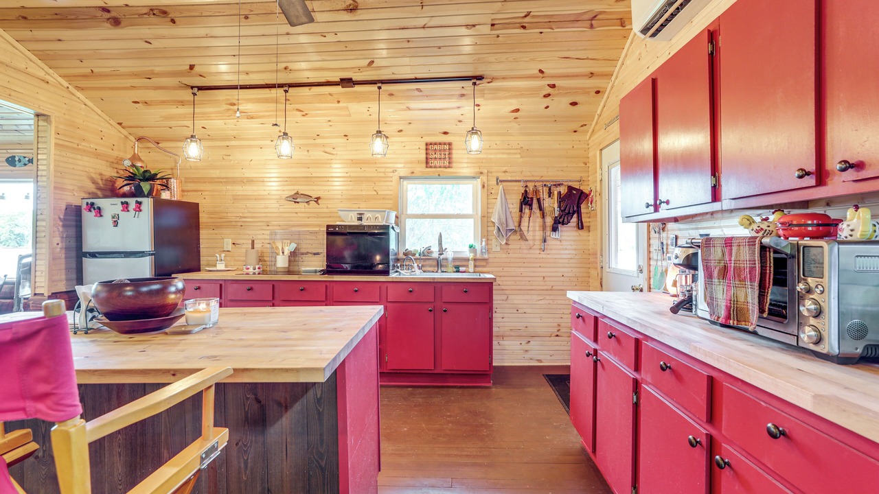 Photo of Kitchen in Holcomb