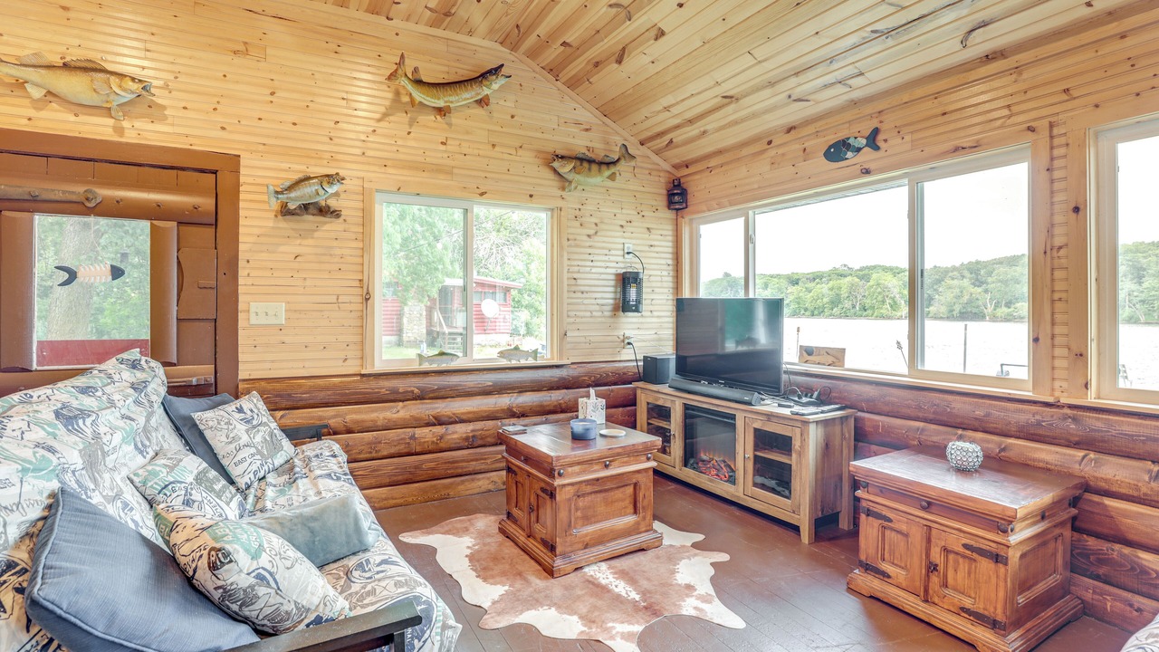 Photo of Livingroom in Holcomb