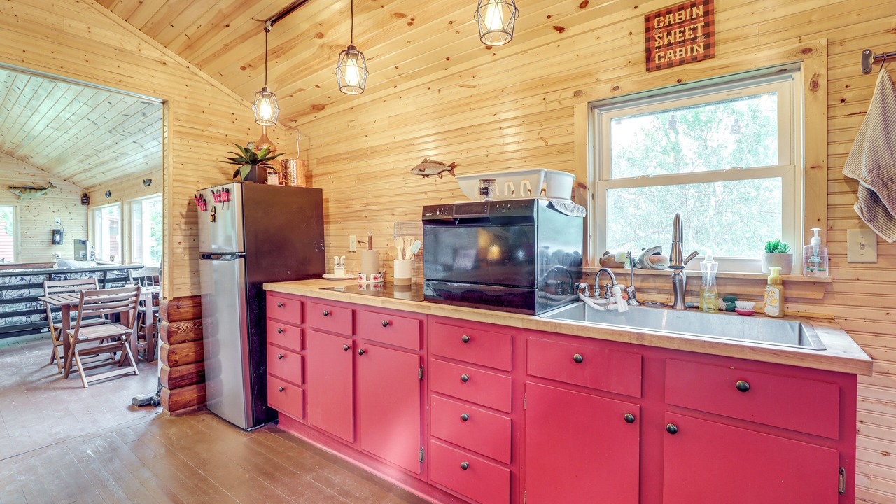 Photo of Kitchen in Holcomb