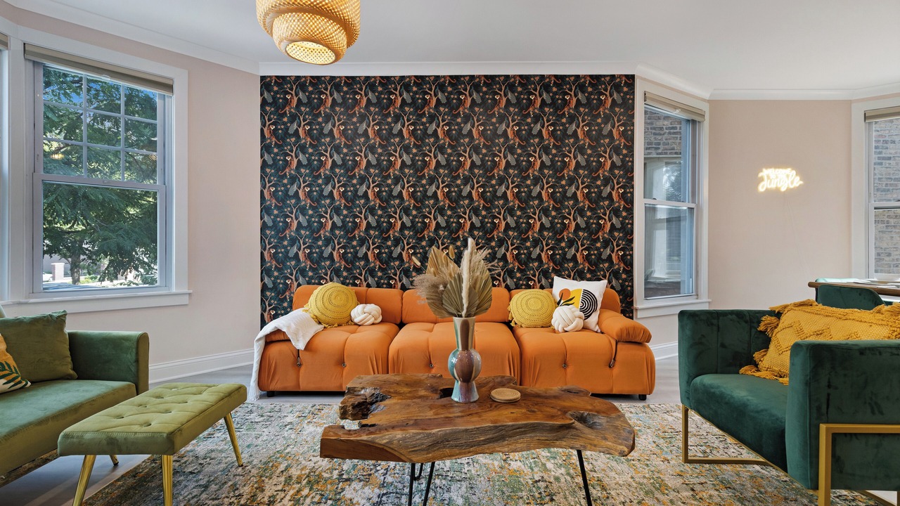 Photo of Livingroom in Lakeview