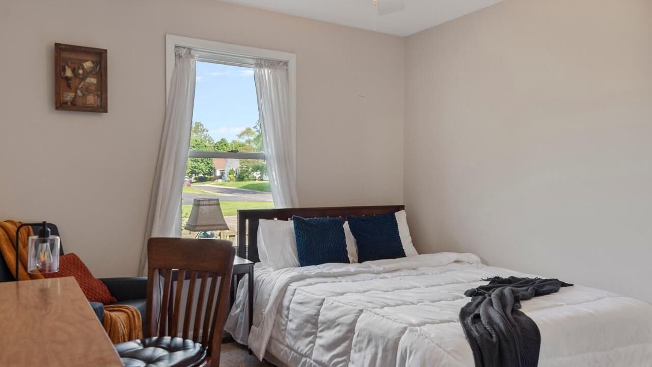 Photo of Bedroom in Springfield
