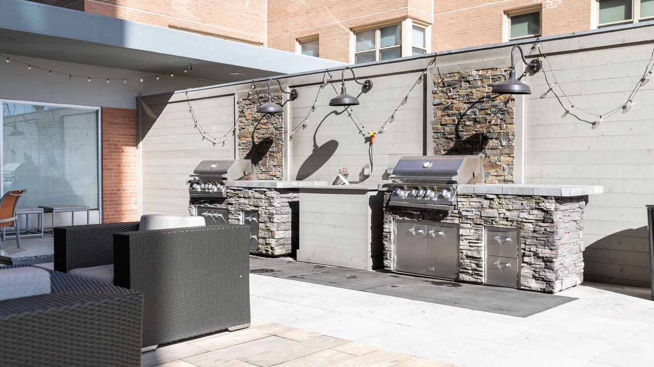 Photo of Patio Balcony in Edgewater