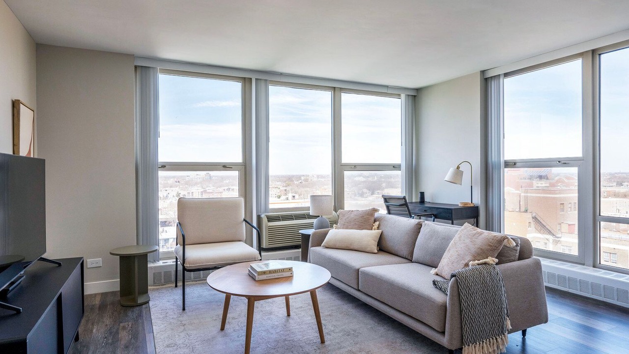 Photo of Livingroom in Edgewater