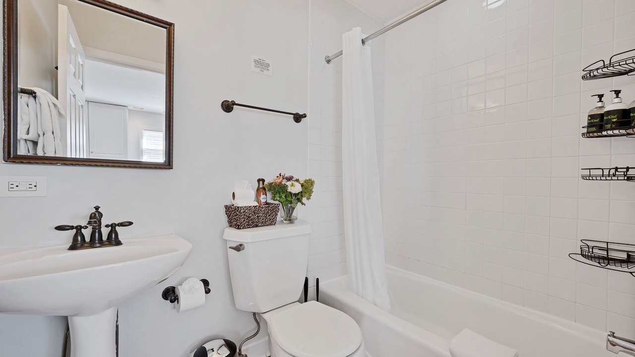 Photo of Bathroom in Old Town