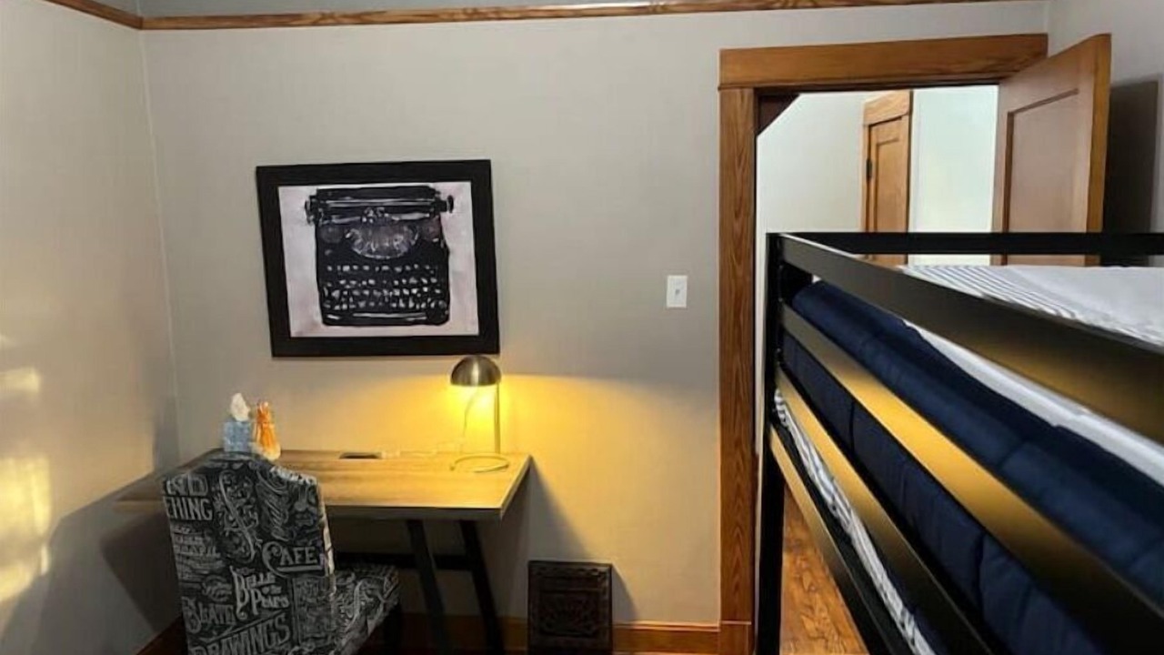 Photo of Bedroom in Edwardsville