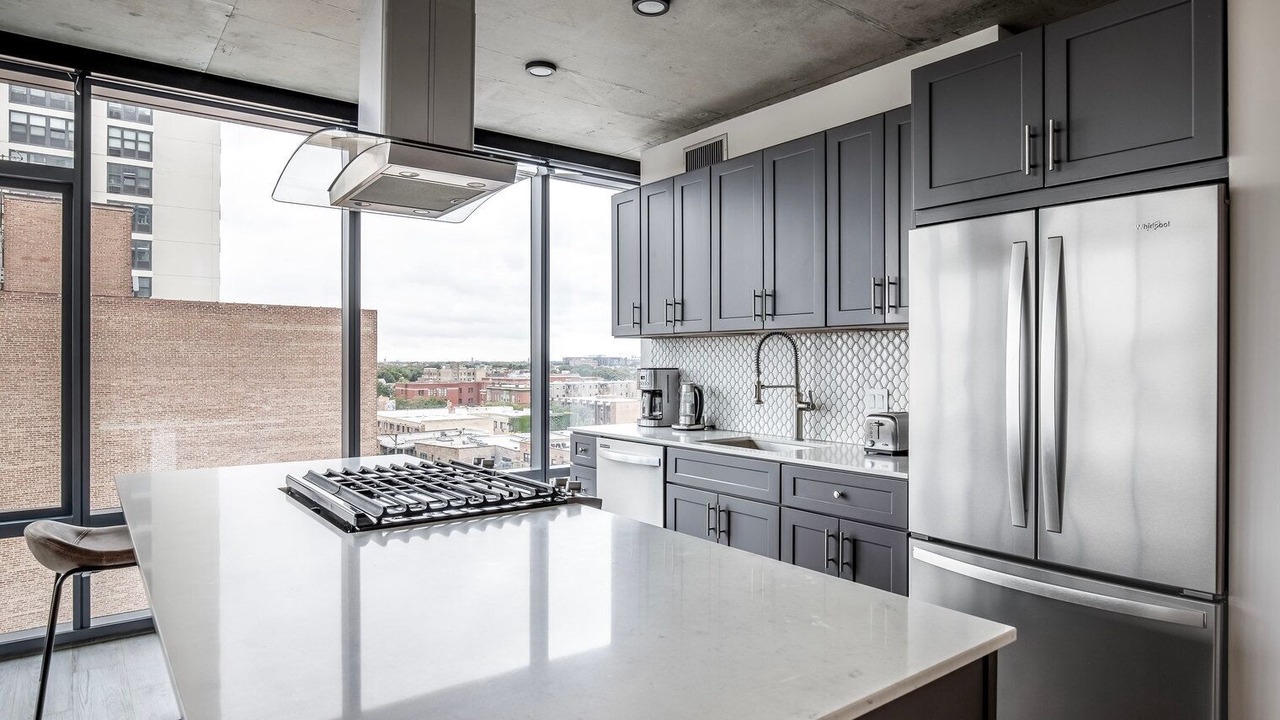 Photo of Kitchen in Lake View East