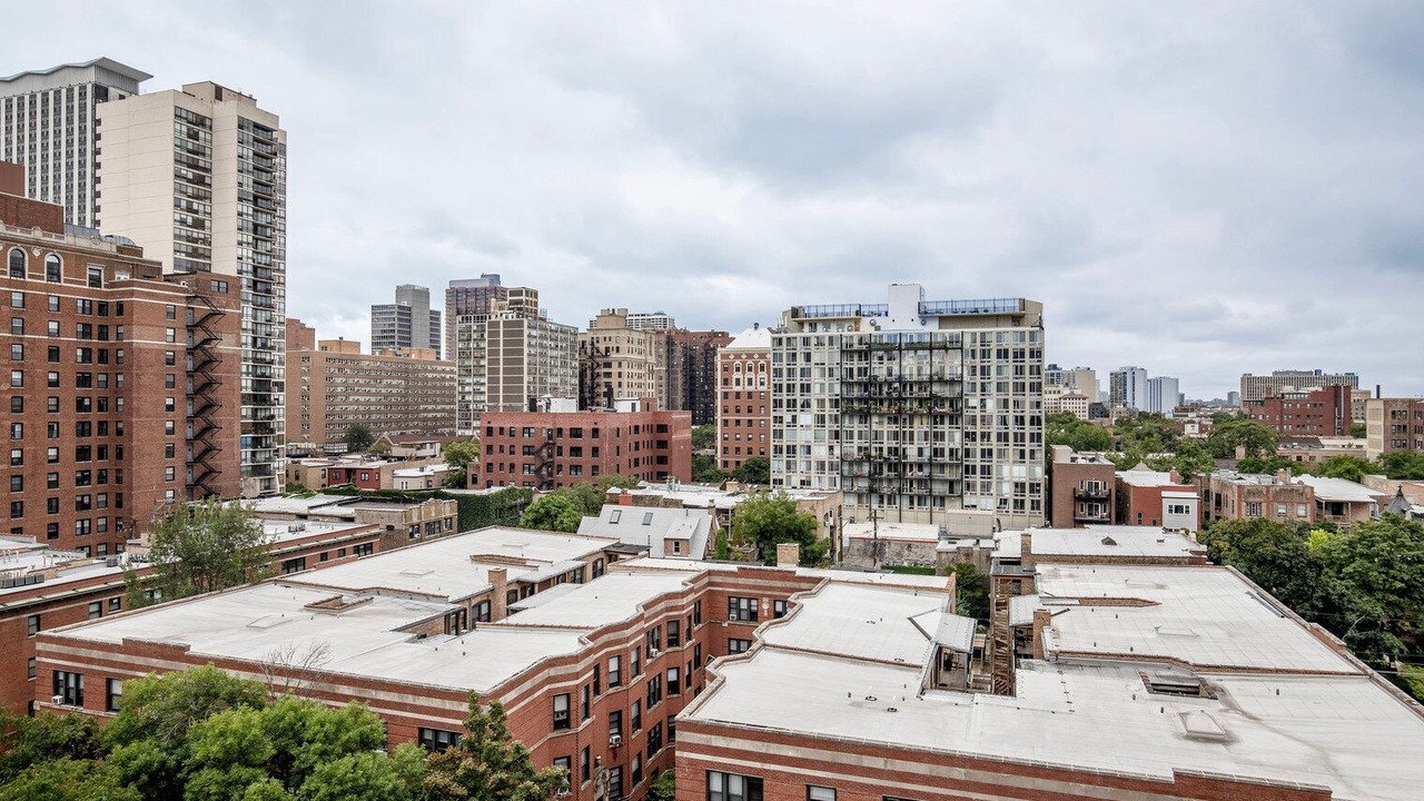Photo of Outdoor in Lake View East