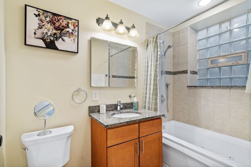 Photo of Bathroom in North Center