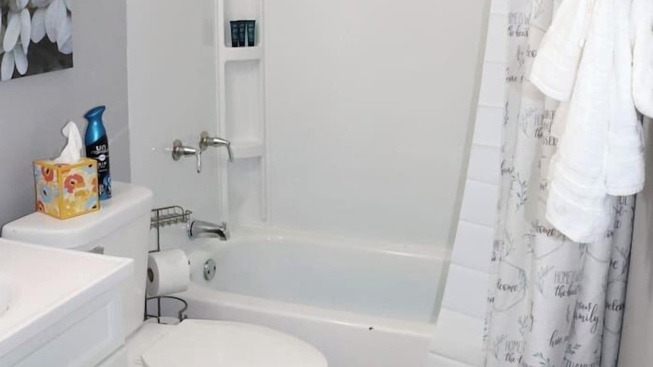 Photo of Bathroom in Aurora