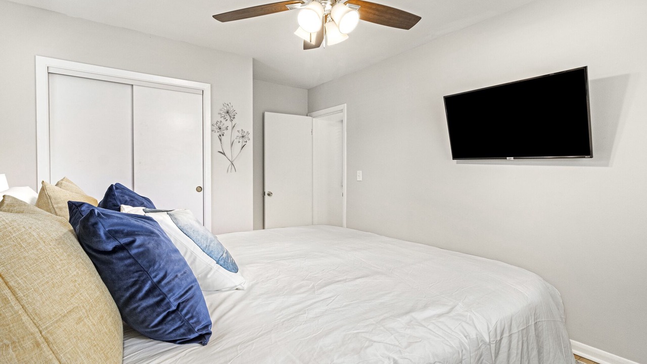 Photo of Bedroom in Wheaton