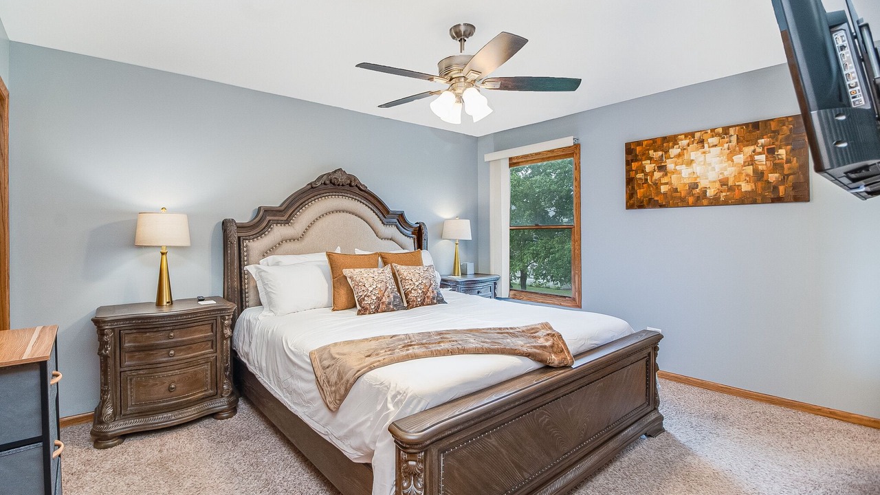Photo of Bedroom in Woodridge