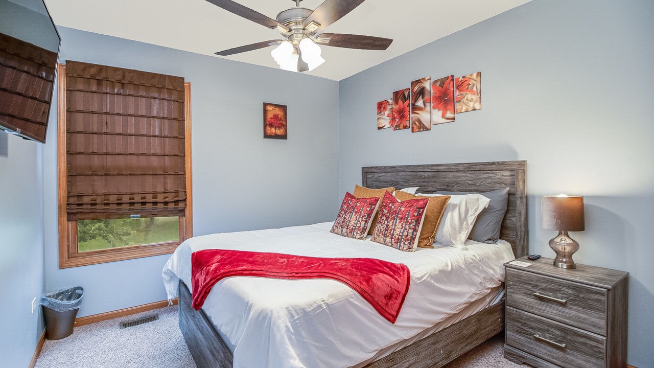 Photo of Bedroom in Woodridge