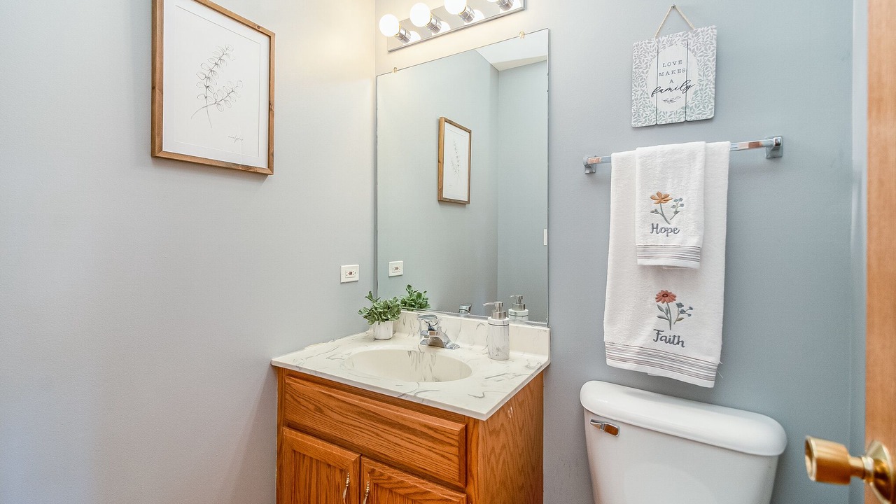 Photo of Bathroom in Woodridge
