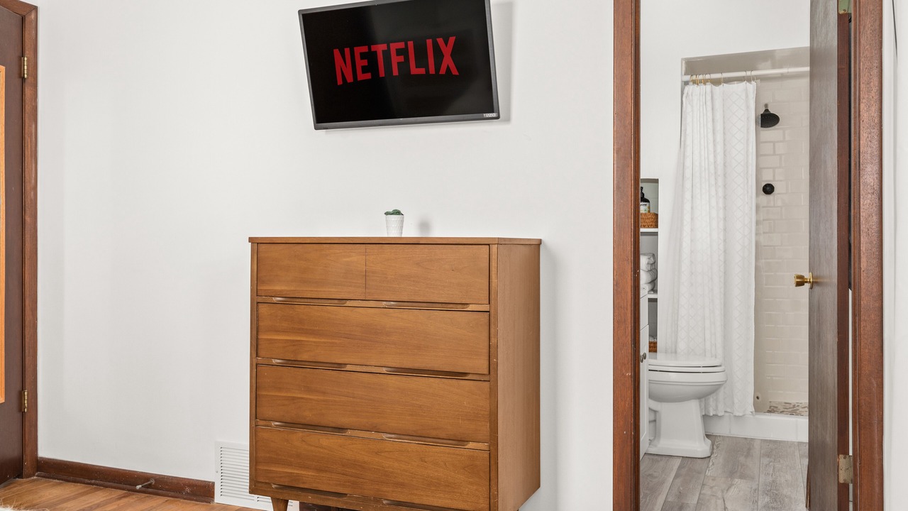 Photo of Bedroom in DeKalb