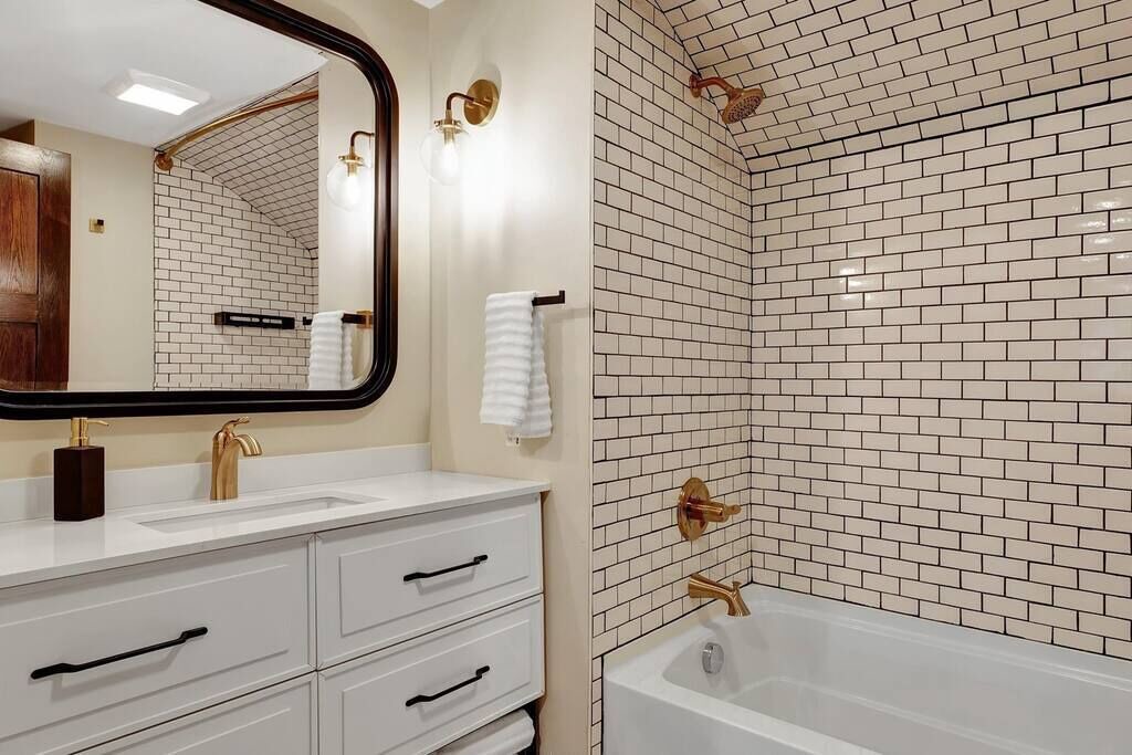 Photo of Bathroom in Champaign