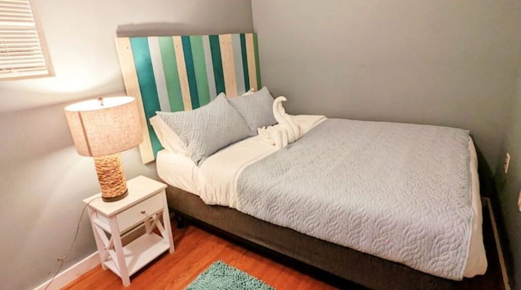 Photo of Bedroom in Solon Mills