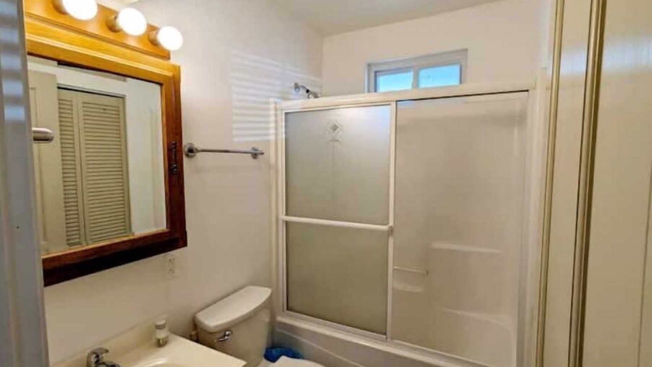 Photo of Bathroom in Solon Mills