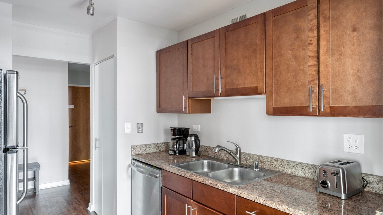 Photo of Kitchen in Streeterville
