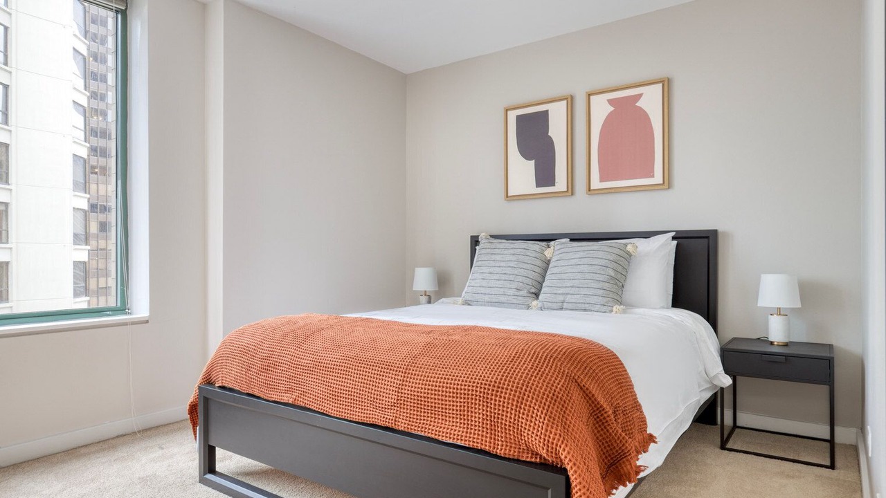 Photo of Bedroom in Streeterville