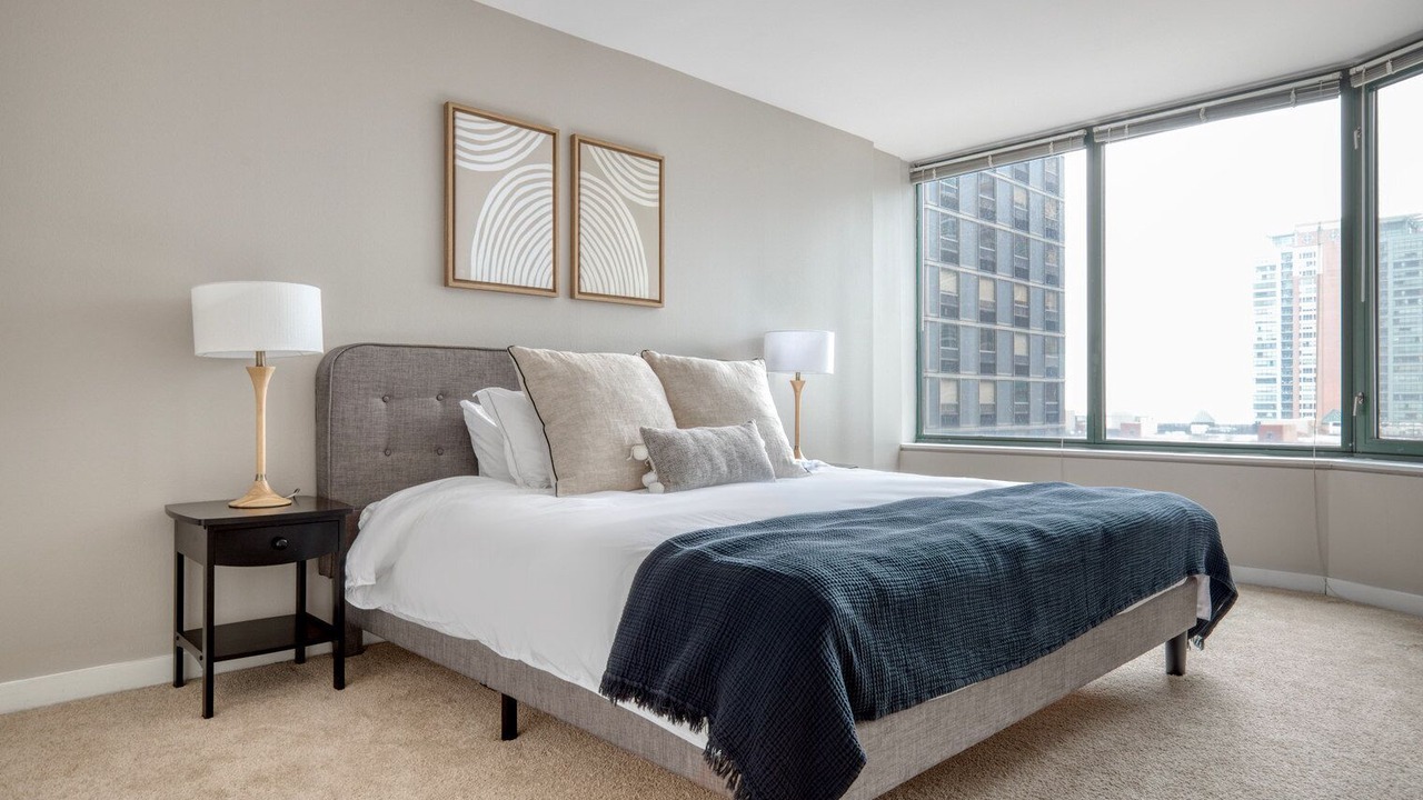 Photo of Bedroom in Streeterville