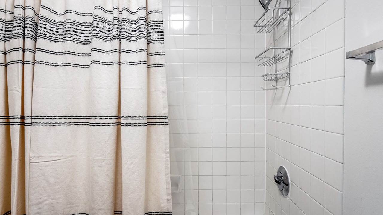 Photo of Bathroom in Streeterville