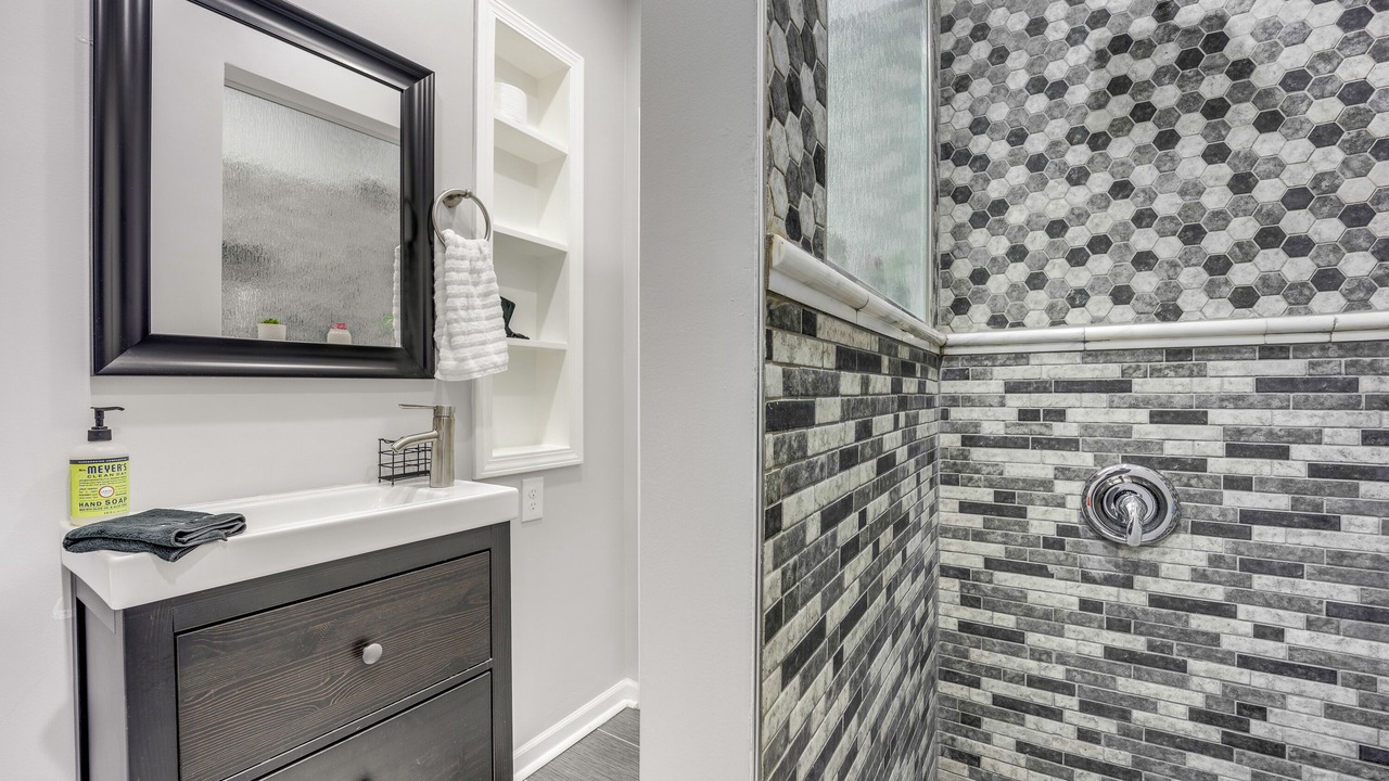 Photo of Bathroom in Avondale