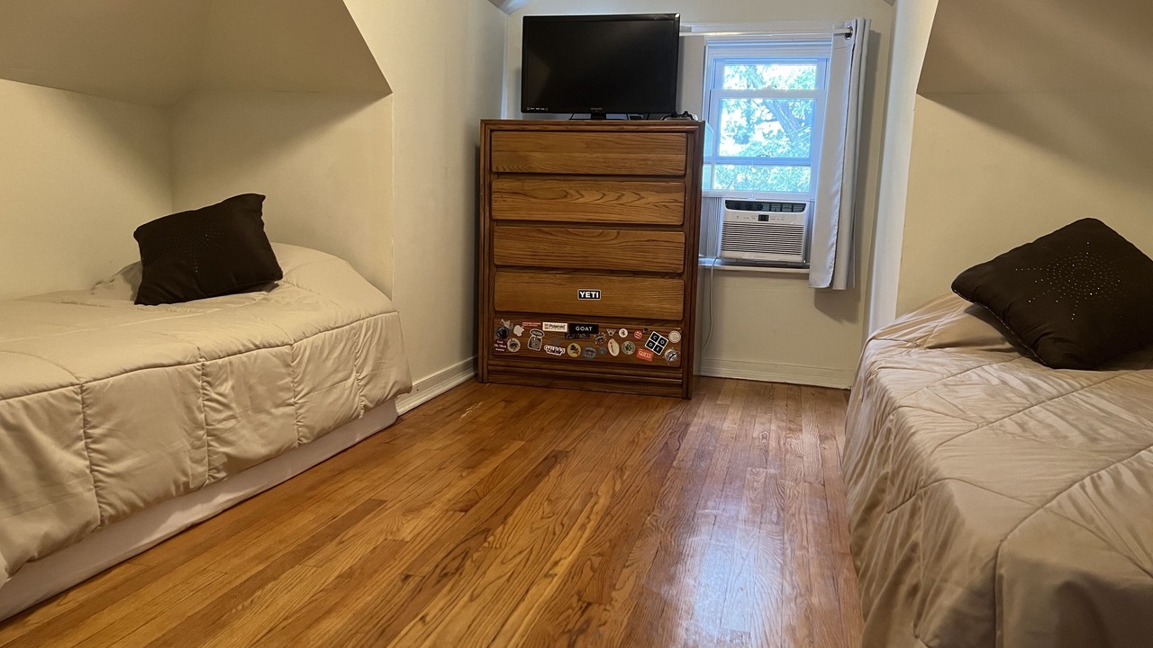 Photo of Bedroom in Stickney