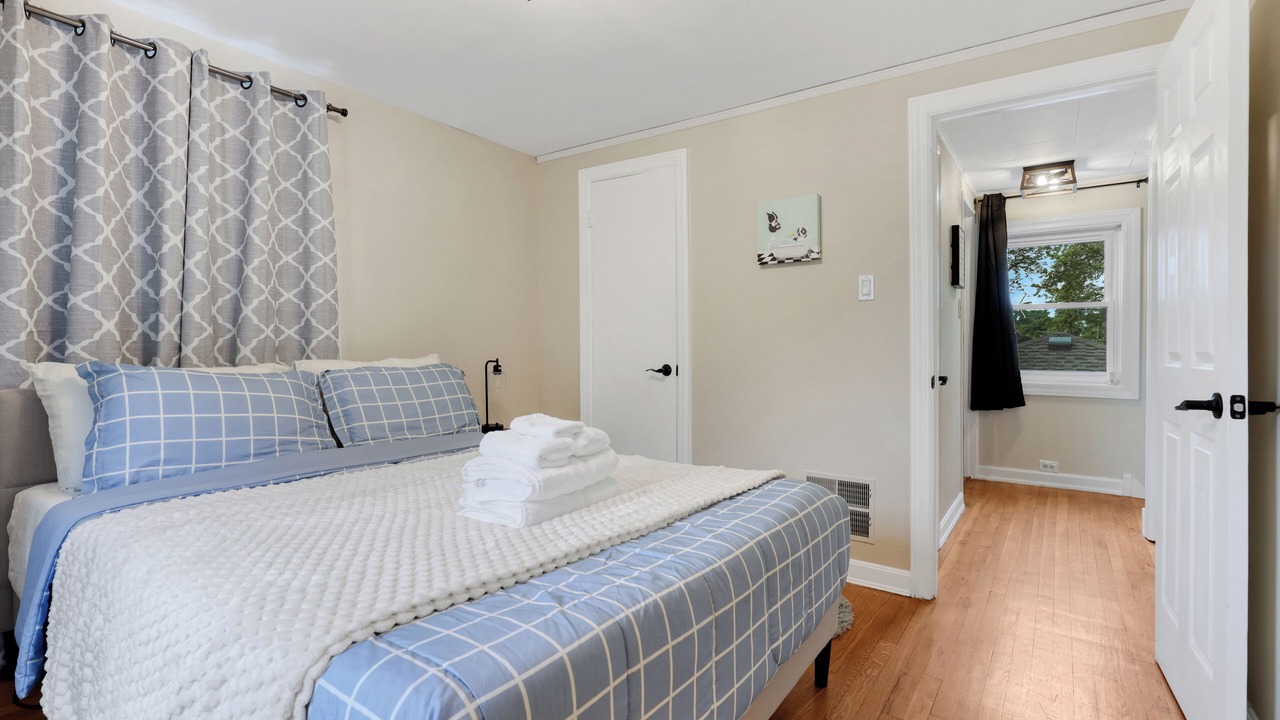 Photo of Bedroom in Skokie