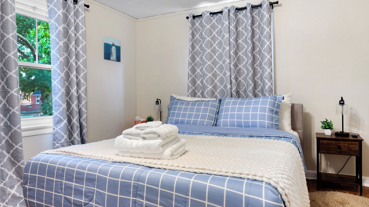 Photo of Bedroom in Skokie