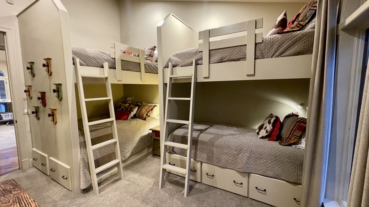 Photo of Bedroom in Equality