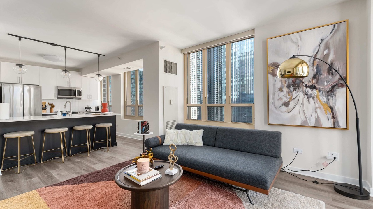 Photo of Livingroom in Rush and Division