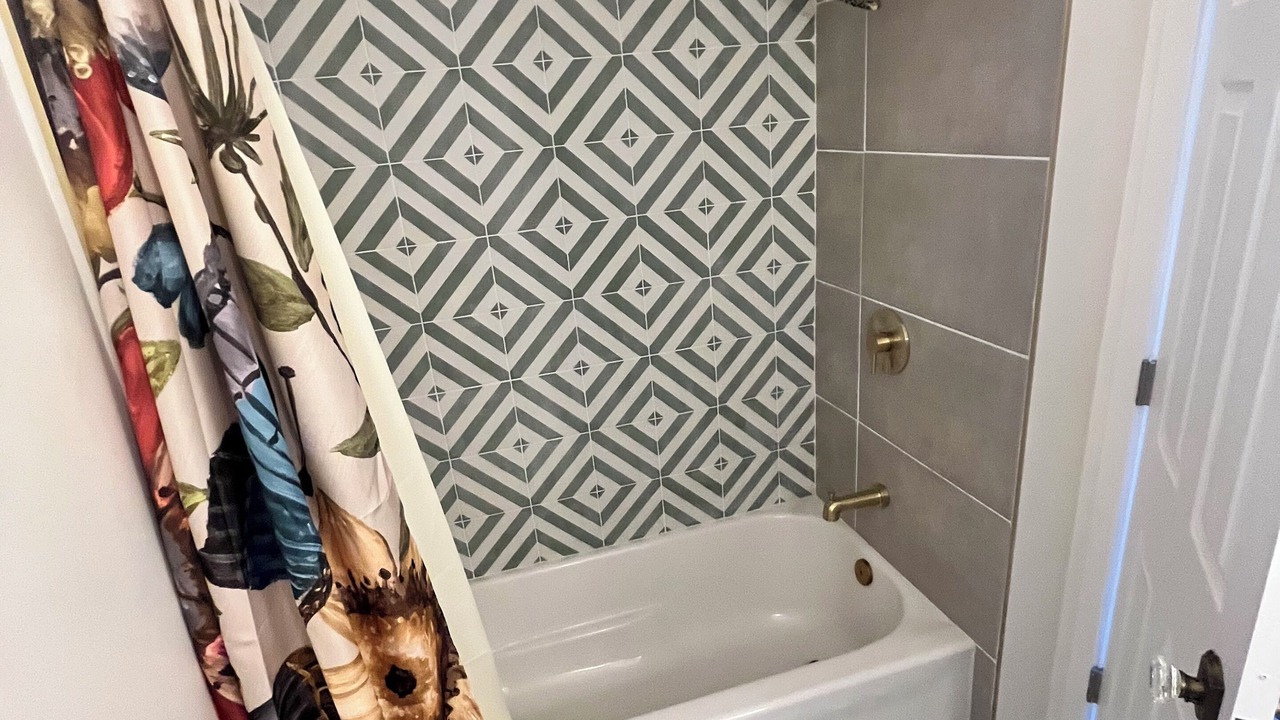 Photo of Bathroom in Country Club Hills