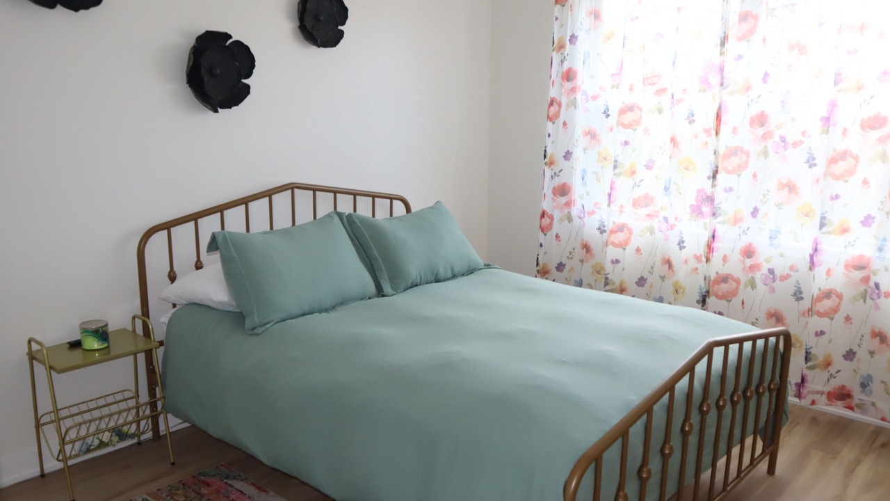 Photo of Bedroom in Country Club Hills