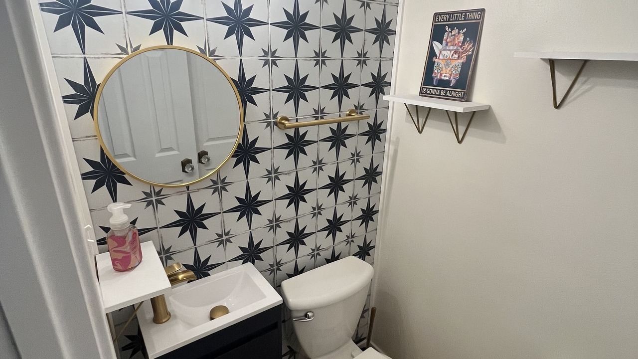Photo of Bathroom in Country Club Hills