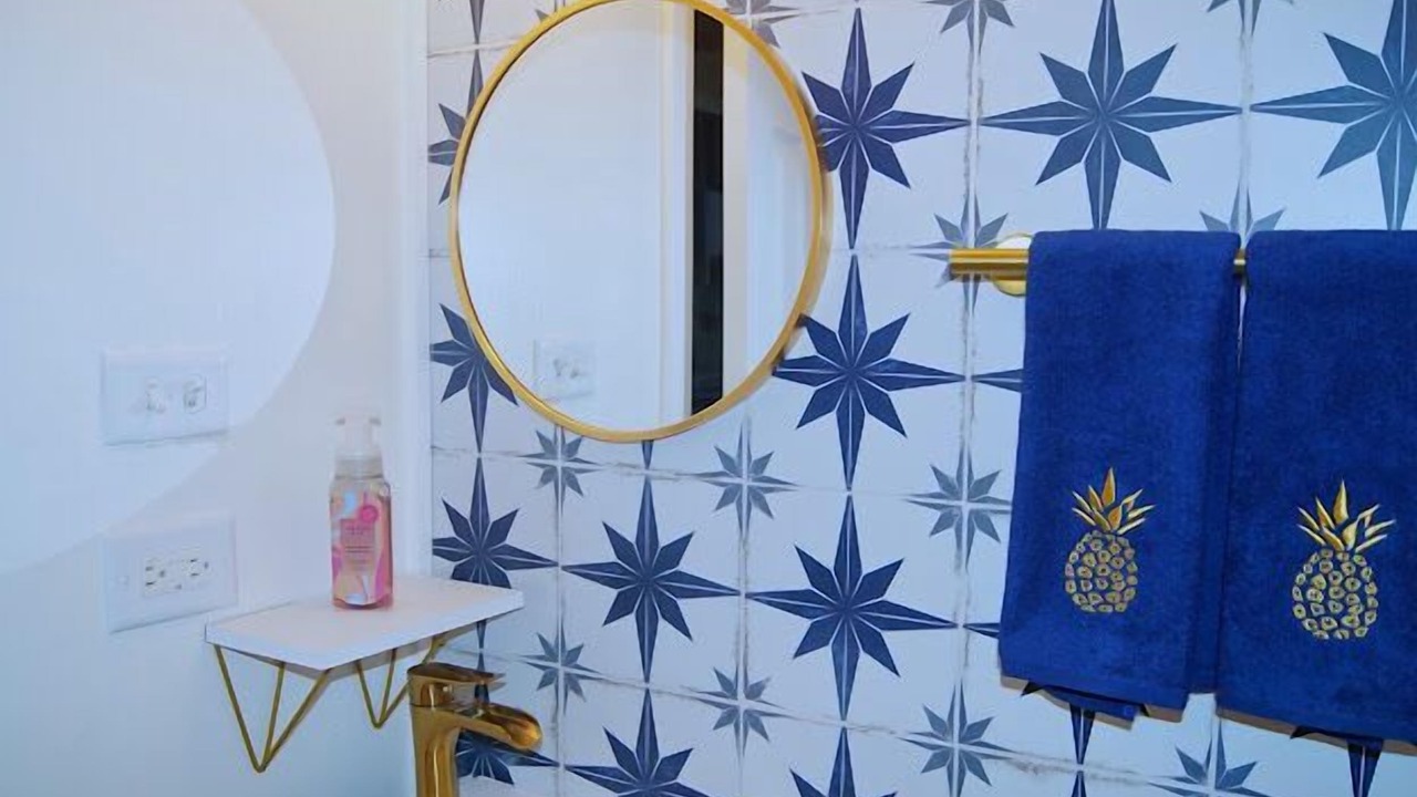 Photo of Bathroom in Country Club Hills