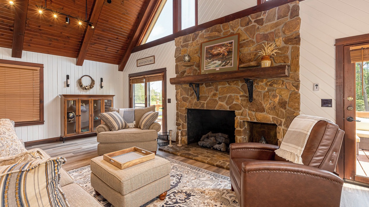 Photo of Livingroom in Wolf Creek