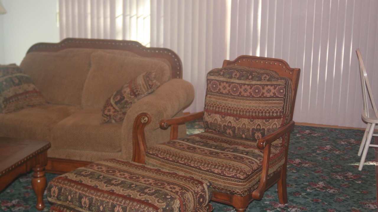 Photo of Livingroom in Nauvoo