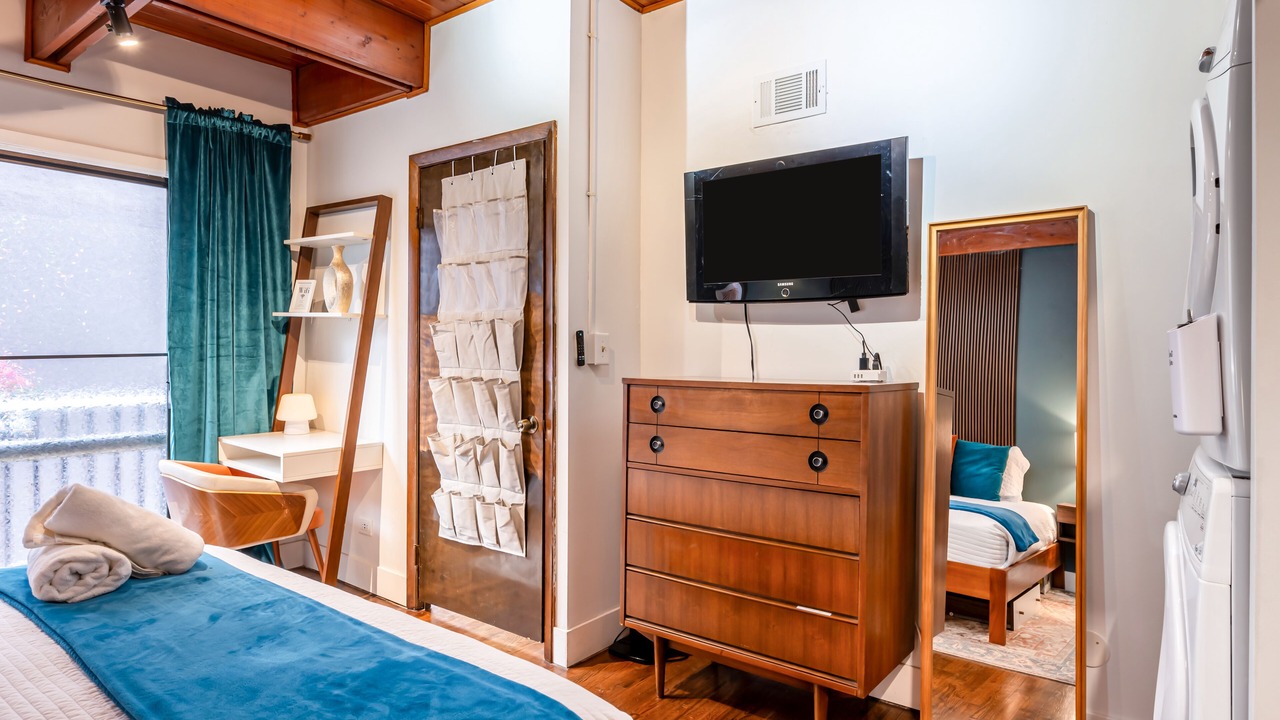 Photo of Bedroom in Park West