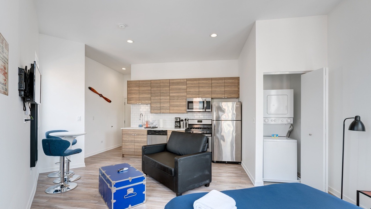 Photo of Bedroom in River West