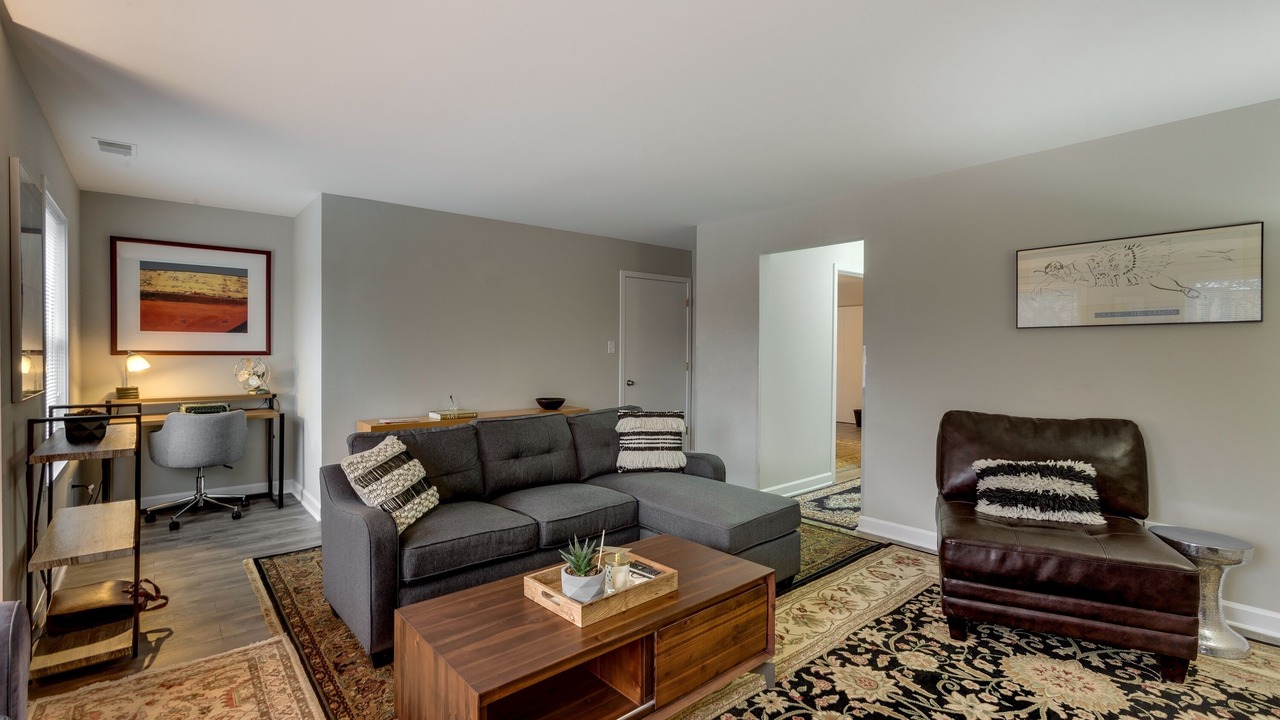 Photo of Bedroom in Near West Side