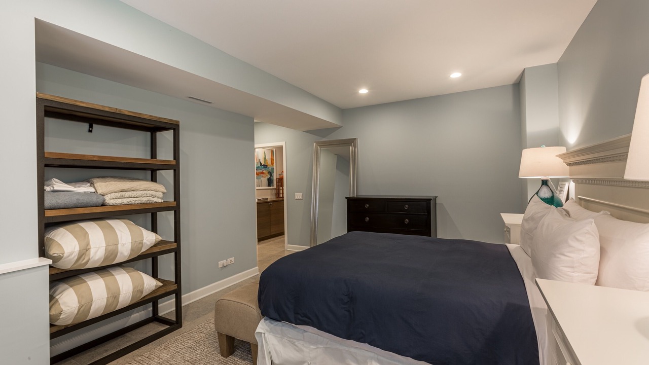 Photo of Bedroom in Sheffield Neighbors