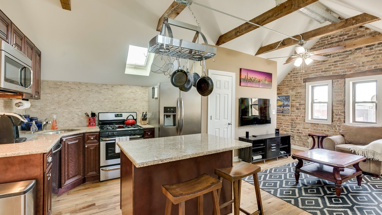 Photo of Bedroom in West Bucktown