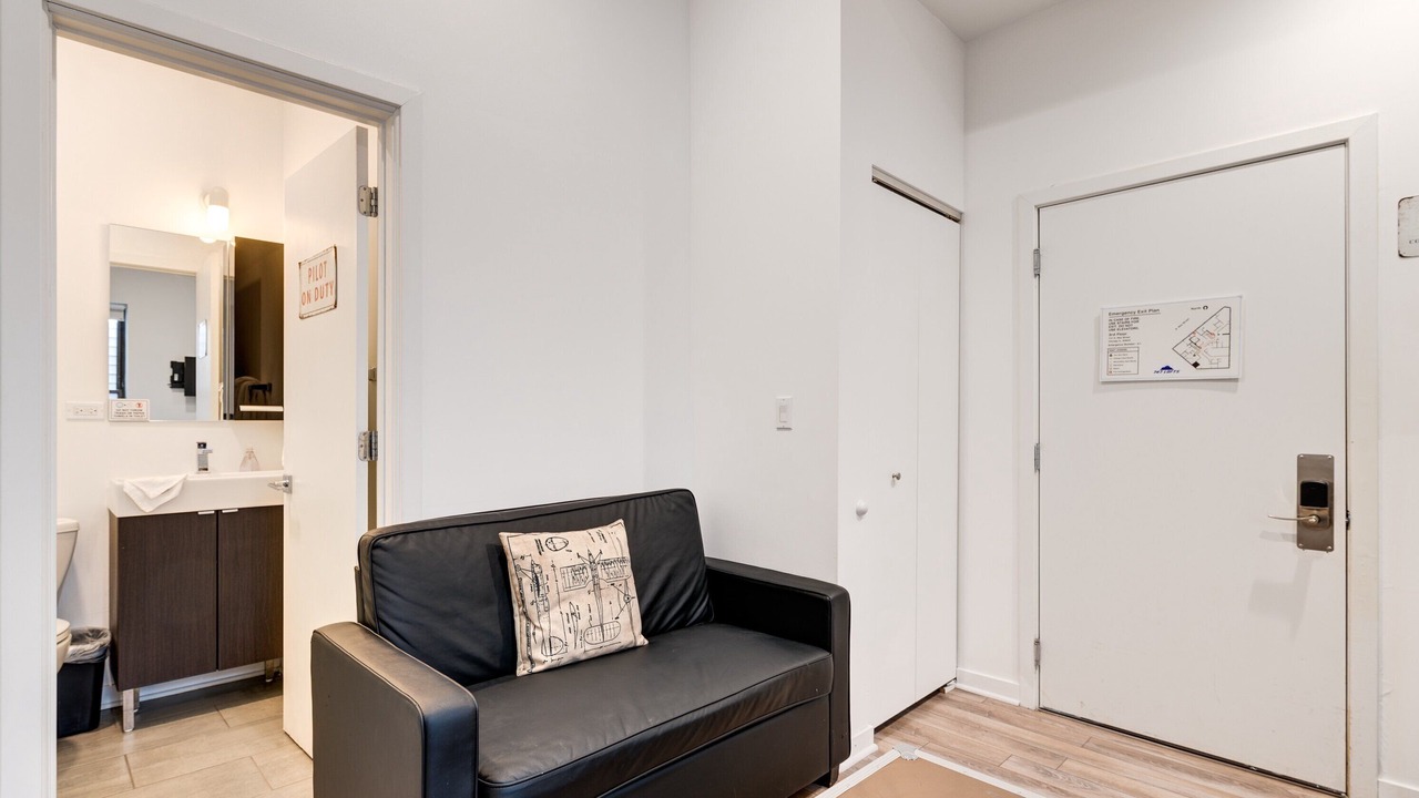 Photo of Bedroom in River West