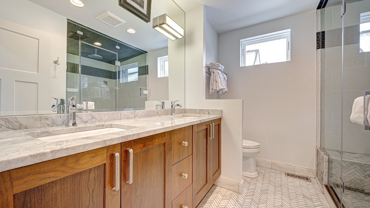 Photo of Bathroom in Old Town Triangle