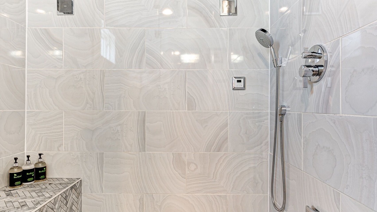 Photo of Bathroom in Old Town Triangle